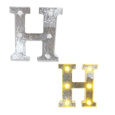 LAMPARA DE LETRA H 21.8CM FONDO PLATEADO BRILLANTE LUZ CALIDA