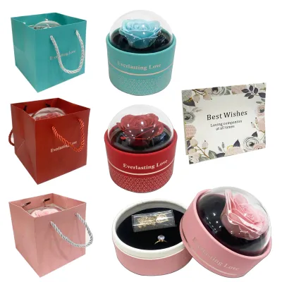 ROSA ENCAPSULADA CON JOYAS,