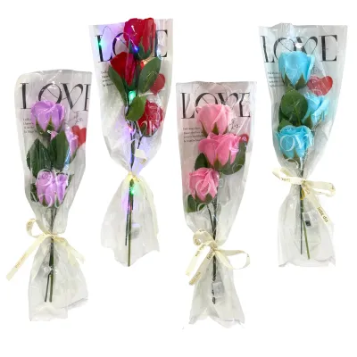 RAMO ROSAS ARTIFICIAL EN BOLSA CON LUZ (CJX12)